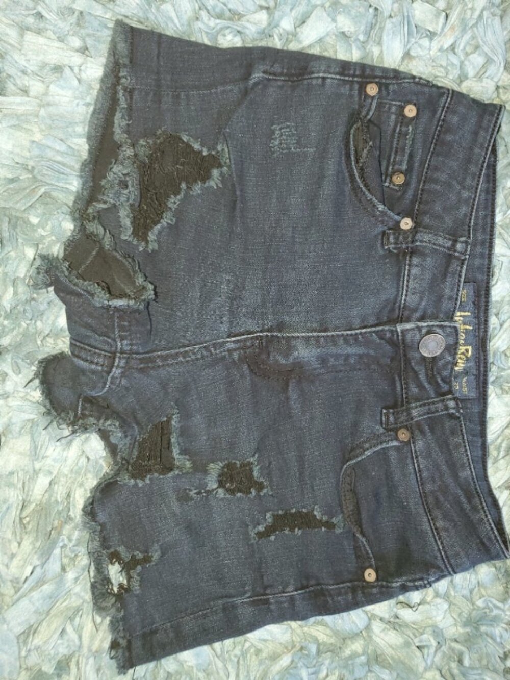 indigo rein sz 3 w25 distressed shorts